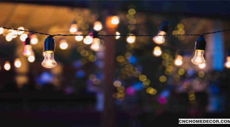 Outdoor Hanukkah Decorations